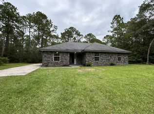 98 Jv Rd, Hinesville, GA 31313