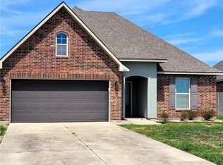 1939 Smith Rd, Lake Charles, LA 70607