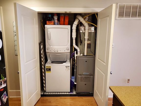 Laundry/utilities including central AC