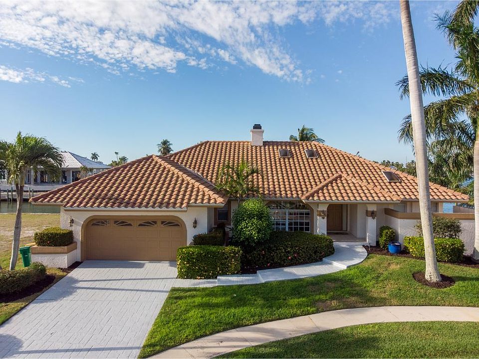 1st image of 658 Bamboo Ct