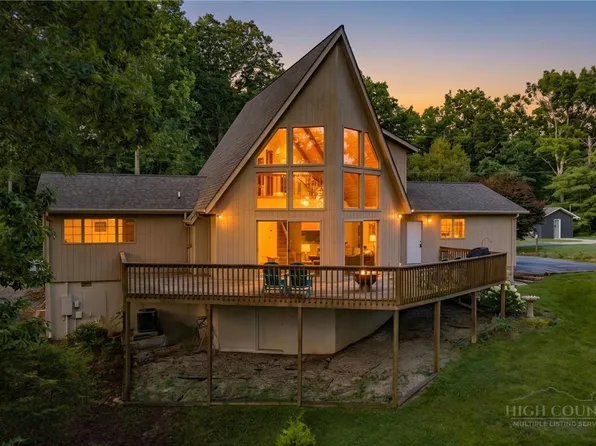 198 Hickory Hill Circle, Spruce Pine, NC 28777
