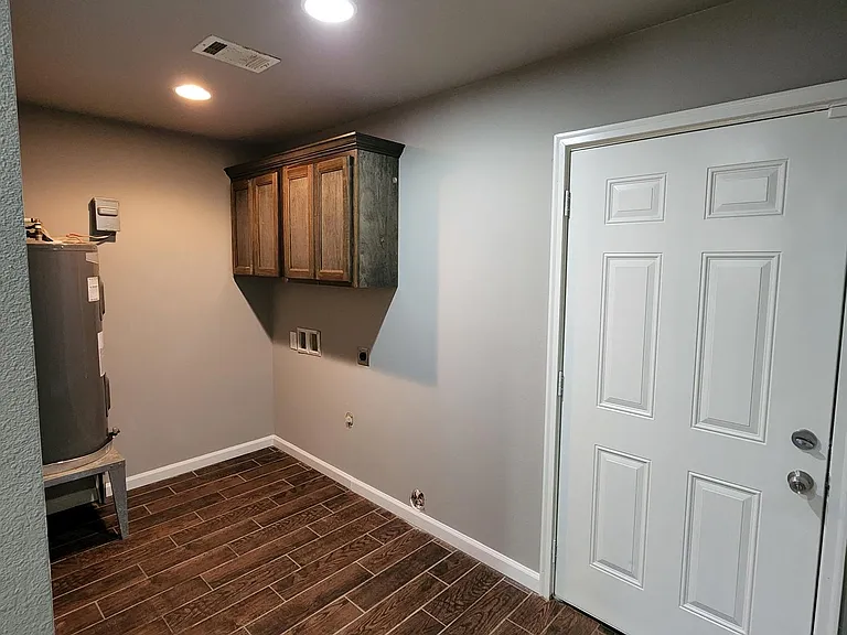 10123 Lanehart Rd — Photo 8