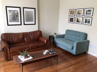 2416 N Maplewood Ave #1, Chicago, IL 60647