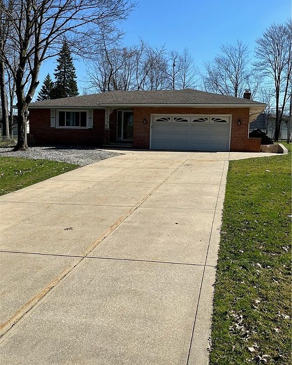 1st image of 9381 Vista Dr