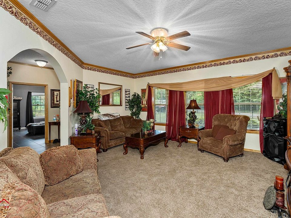 172 McDaniel St, Joaquin, TX 75954 Zillow