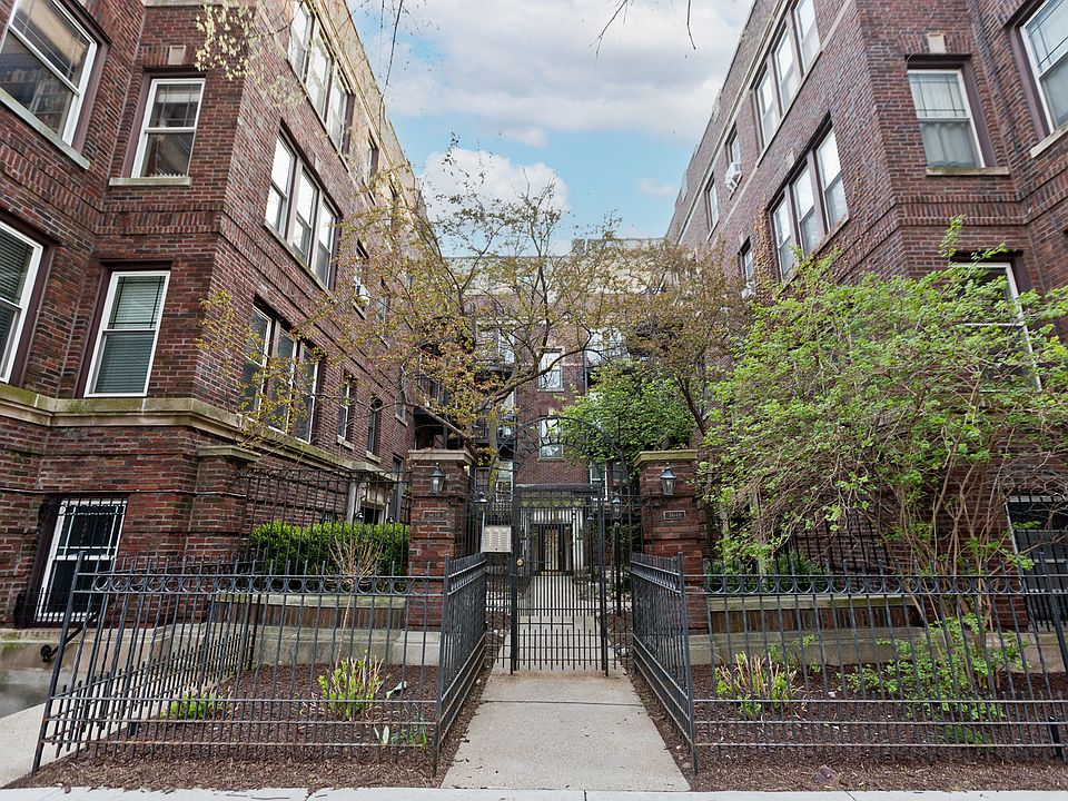 1st image of 3638 N Pine Grove Ave #G