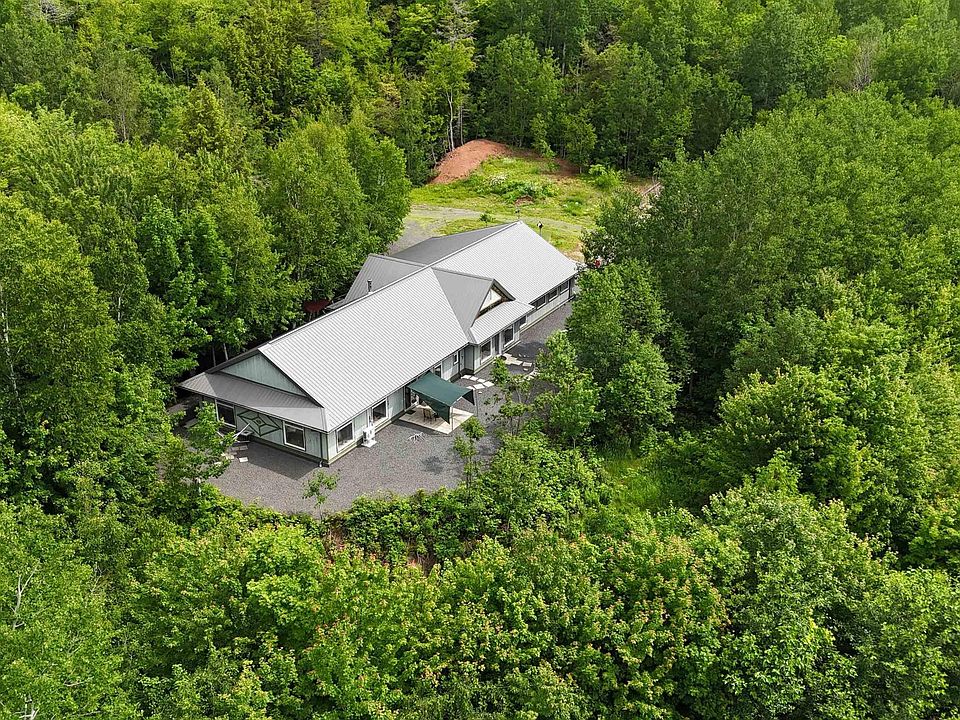 1st image of 516 Burgess Mountain Rd