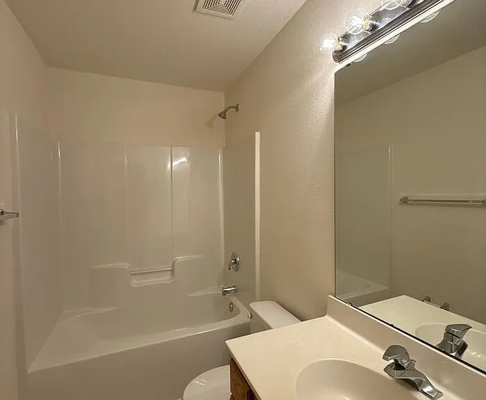 4606 Kingsland Ct — Photo 13