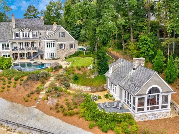 4975 Peachtree Dunwoody Rd, Sandy Springs, GA 30342