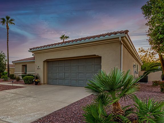 3rd image of 22016 N DE LA GUERRA Drive