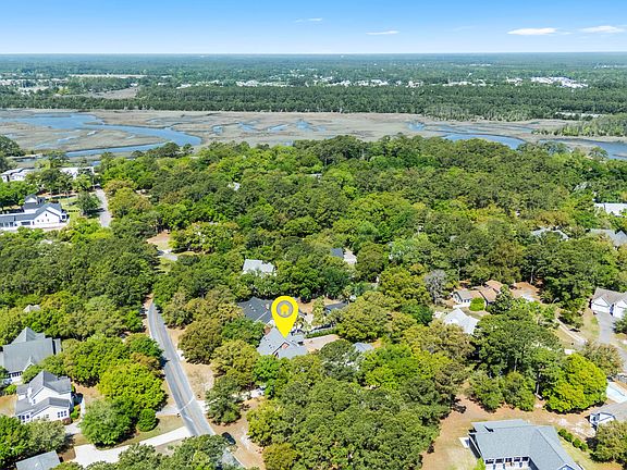 3rd image of 6002 Robert Ruark Drive SE