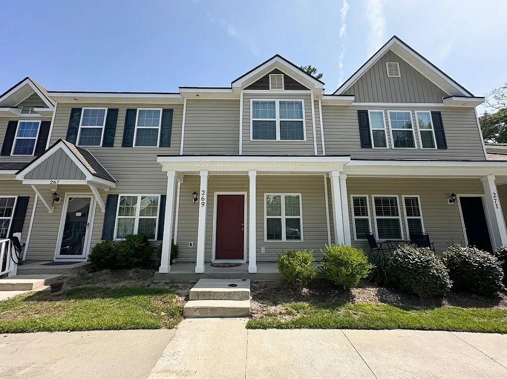 2 bed, 2.5 bath, 1090 sqft, $1,850 — Photo 1