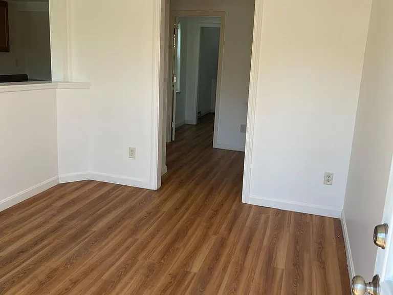 575 Main St #1 — Photo 8