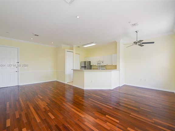 5th image of 4402 SW 160th Ave APT 934