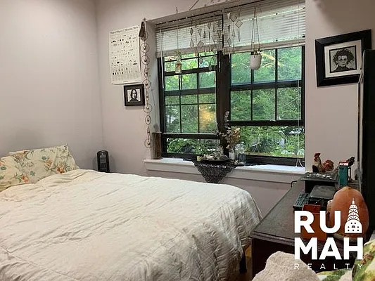 Rented by Rumah Realty Inc | media 3