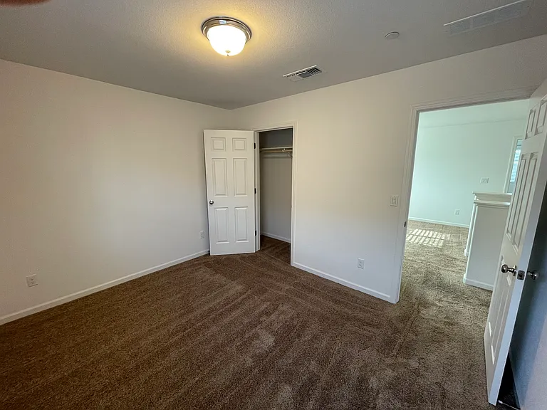 385 Ostrander Ave — Photo 16