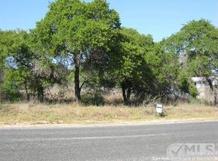 4207 Prelude Pass Dr, Elmendorf, TX 78112