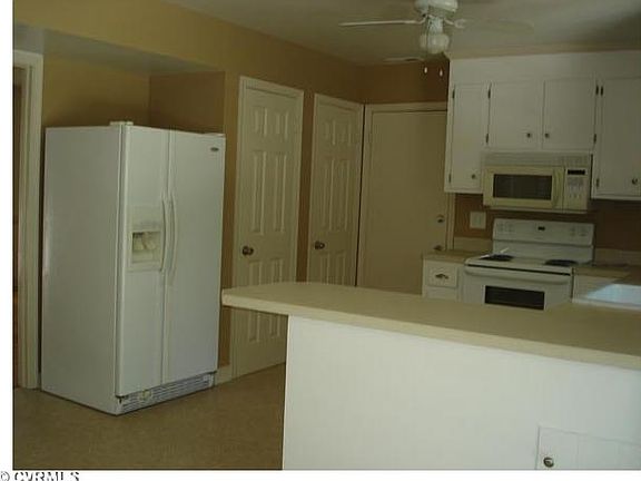 5th image of 11918 Mountain Laurel Dr