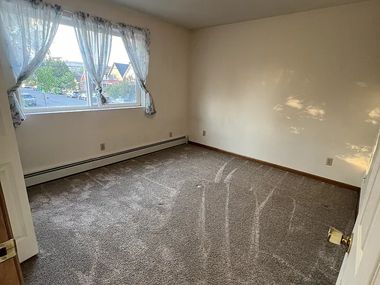 201 W Geyser St #A — Photo 23