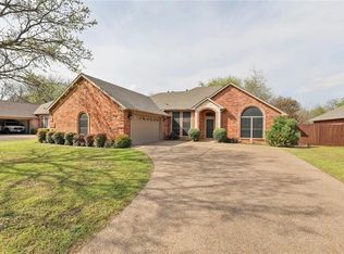 225 E Vine St, Keller, TX 76248