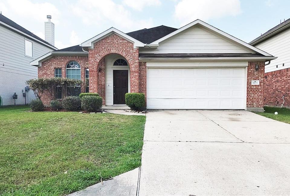 1st image of 9123 N Ferndale Place Dr