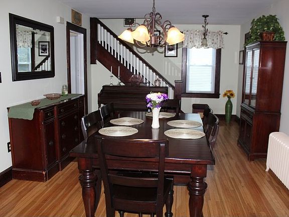 Beautiful wood work & floors