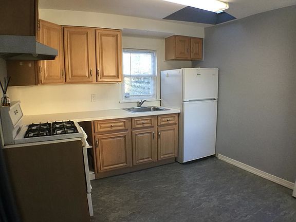 Eat in Kitchen