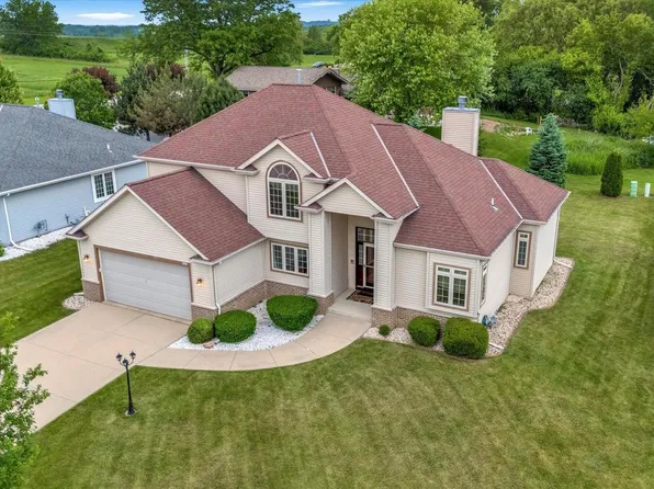 5056 West Evergreen STREET, Franklin, WI 53132