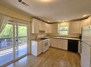 8 B St UNIT 1, Ashland, OR 97520
