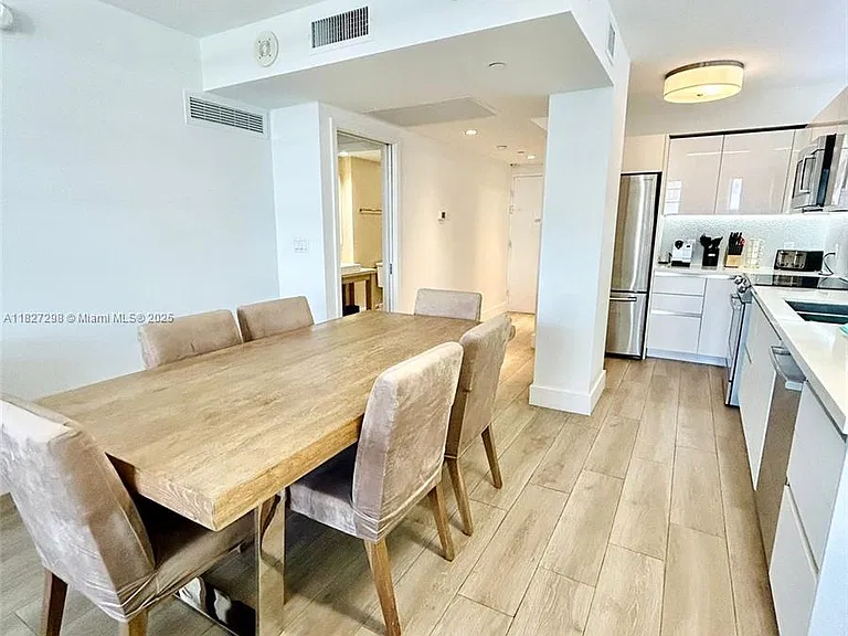 100 Lincoln Rd #1429 — Photo 3