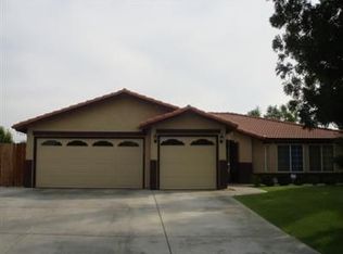 5817 Seasons Valley Ct, Bakersfield, CA 93313