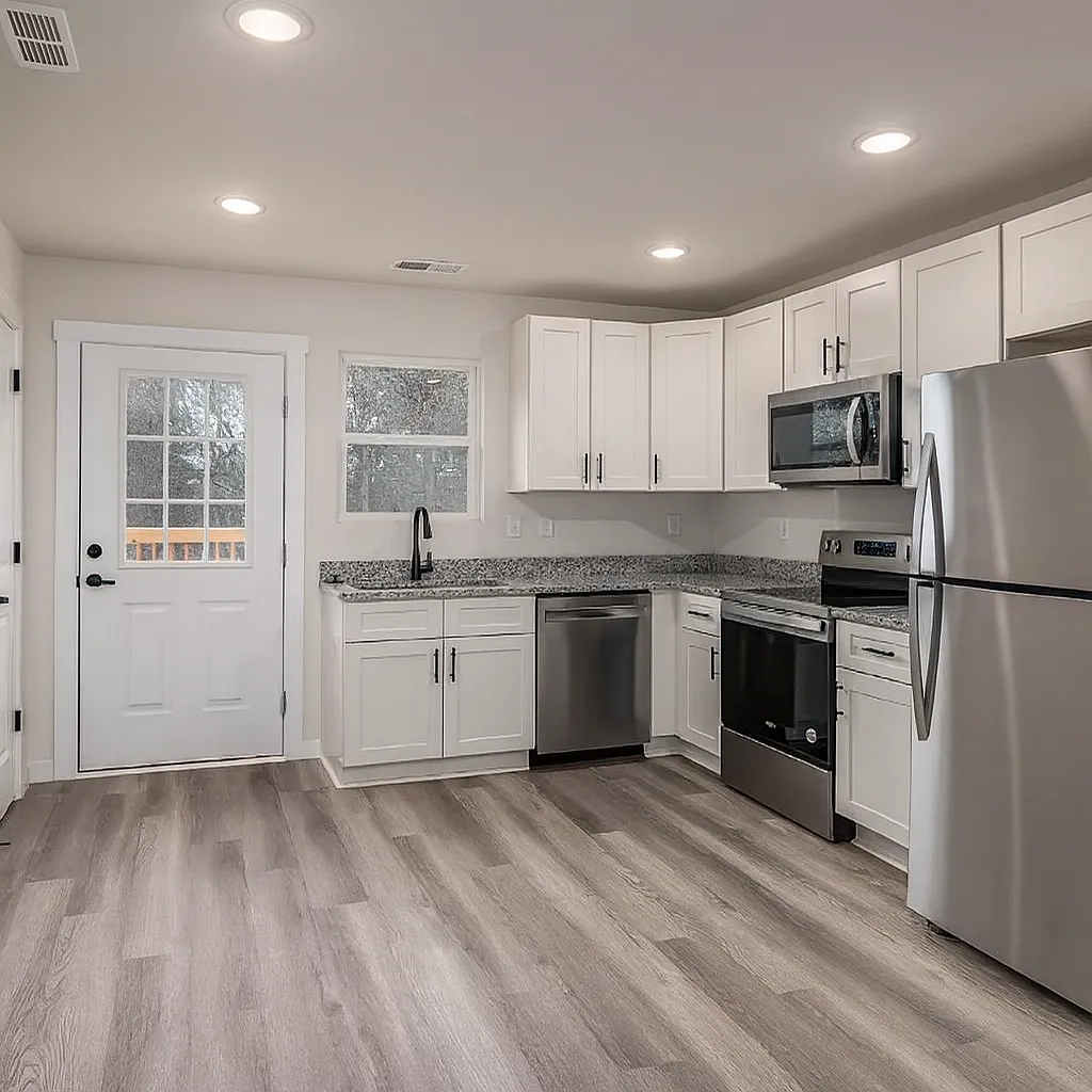 3 bed, 2.5 bath, 1300 sqft, $1,692 — Photo 3