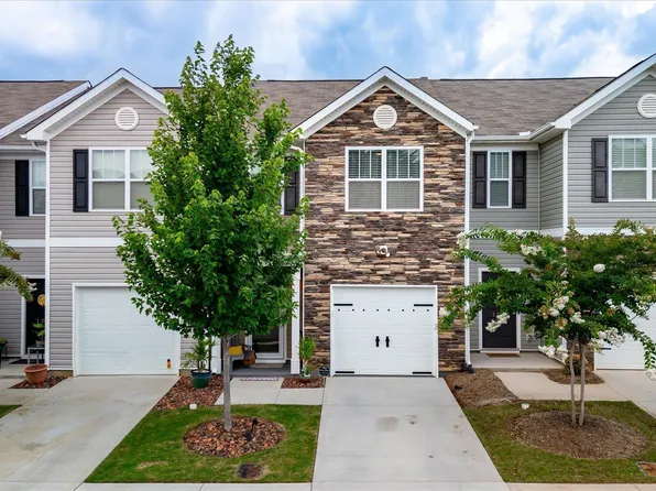 104 Southridge Ct, Easley, SC 29642