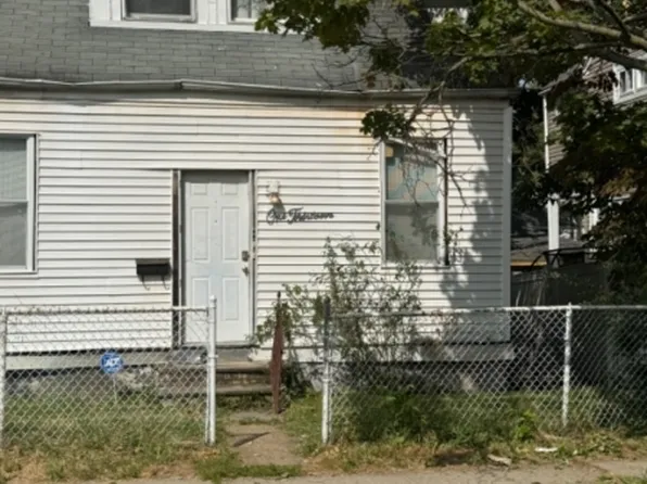 113 N Clinton St, East Orange City, NJ 07017
