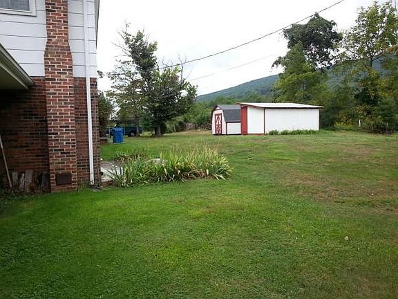 5th image of 209 Ron Royce Dr