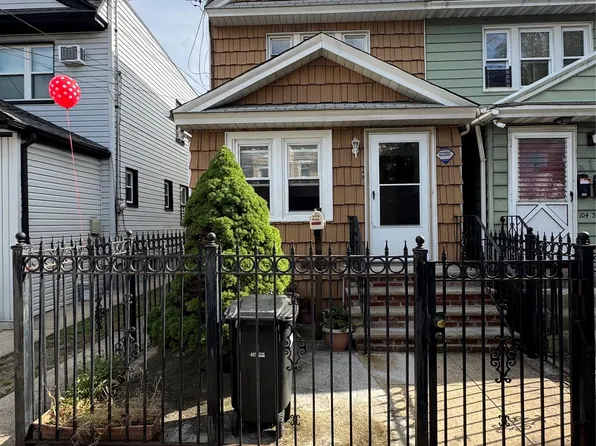 10440 89th Avenue, Richmond Hill, NY 11418