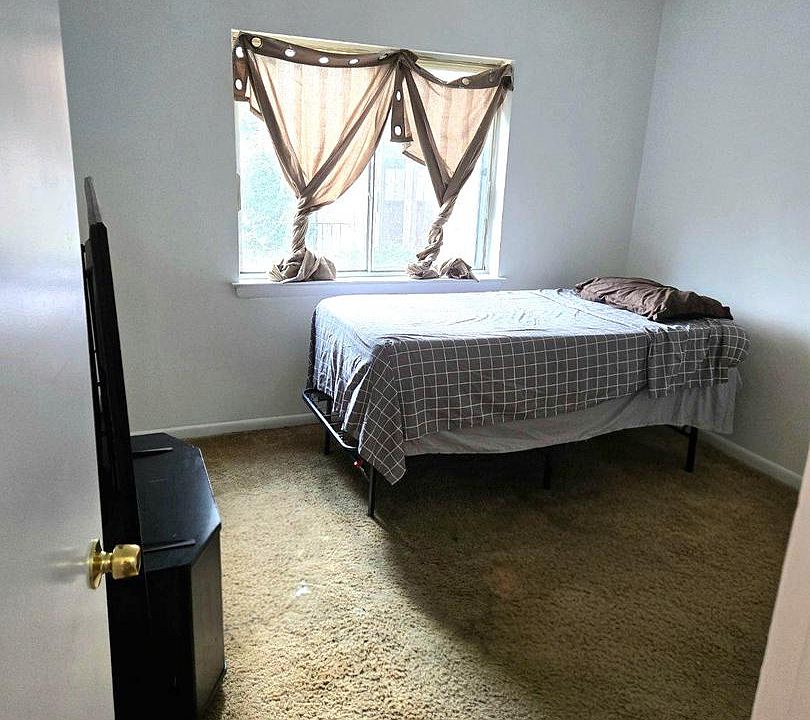1st image of 3384 Hewitt Ave APT 201