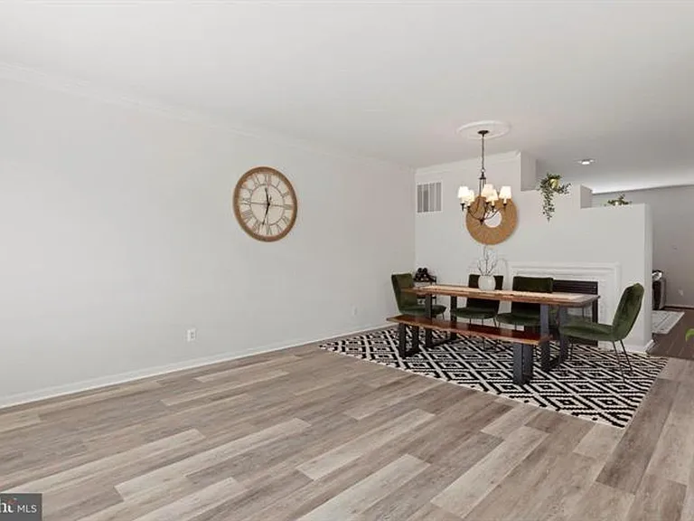 13340 Colchester Ferry Pl — Photo 11