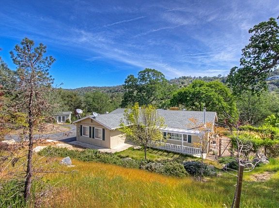 5th image of 30803 Seminole Dr