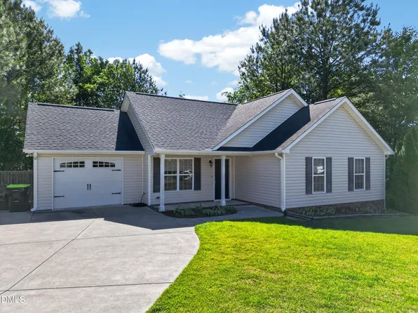 103 Dundee Pl, Stem, NC 27581