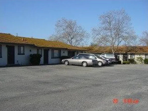 1081 Caputo Ct #6, Hollister, CA 95023