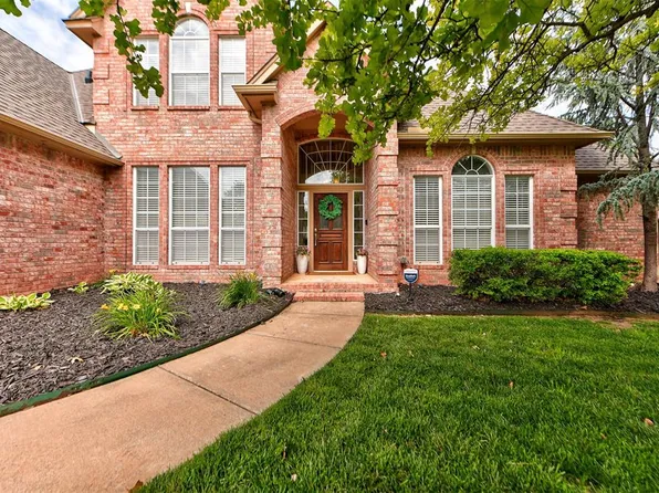 2209 Mission Rd, Edmond, OK 73034