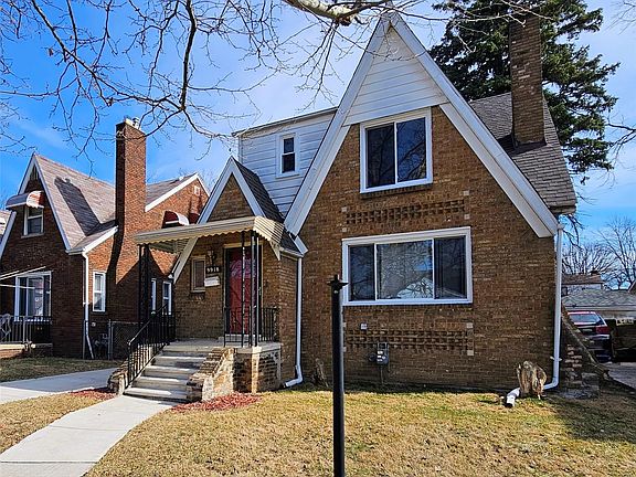 2nd image of 9918 Strathmoor St