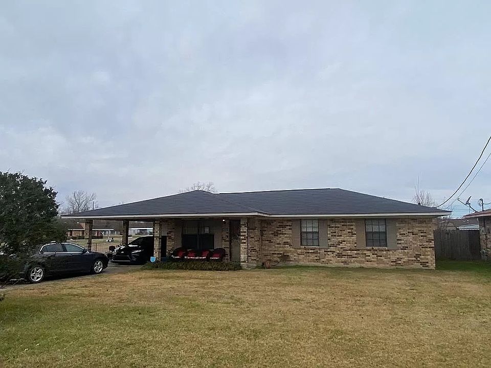 1st image of 406 S 10th St