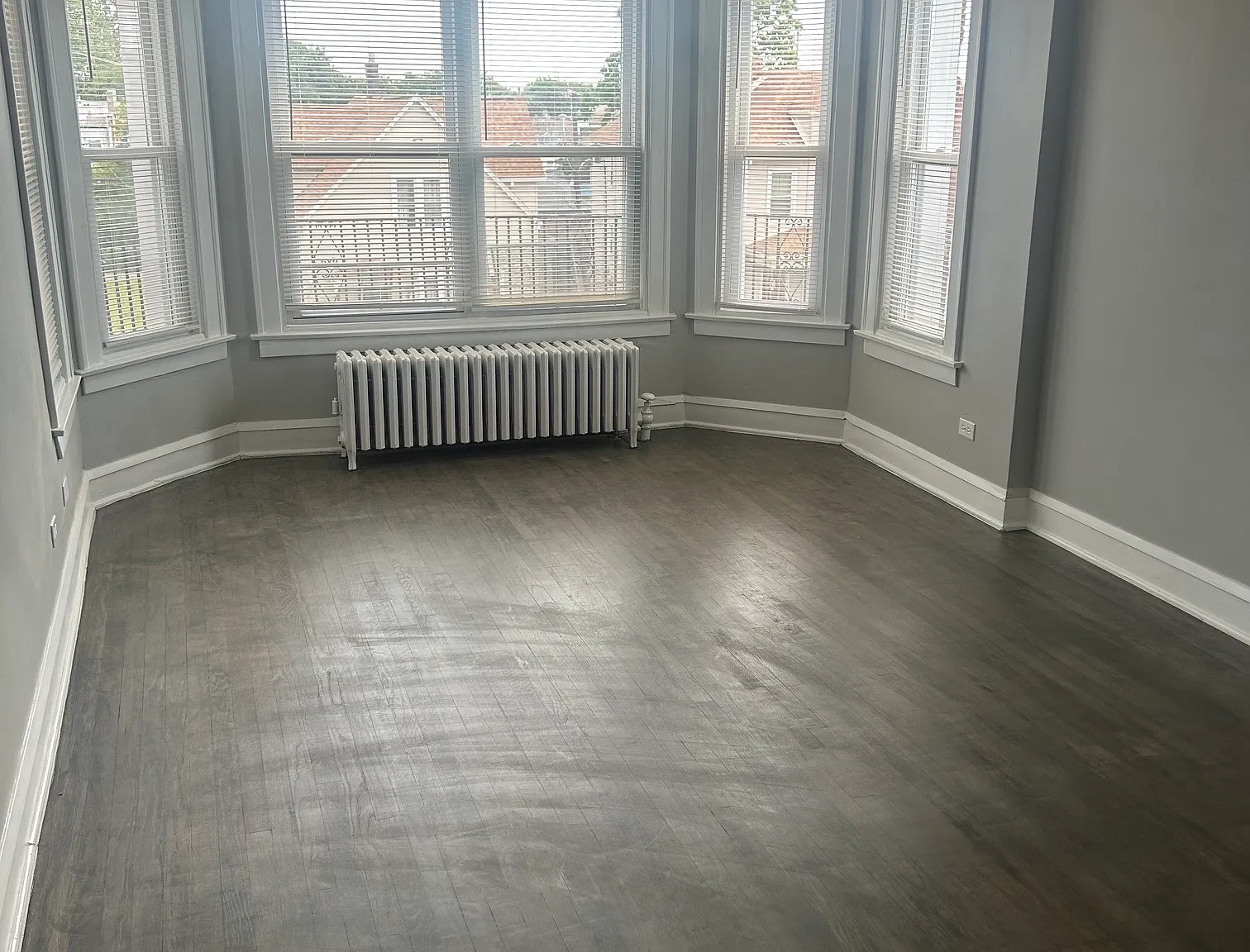 2 bed, 1050 sqft, $1,650 — Photo 2