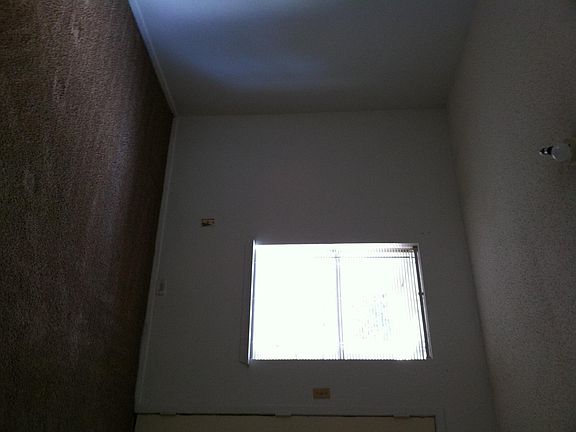 4th image of 618 Gibbins Ct