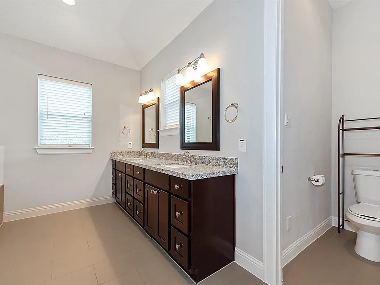 5637 Kiam St #B — Photo 29