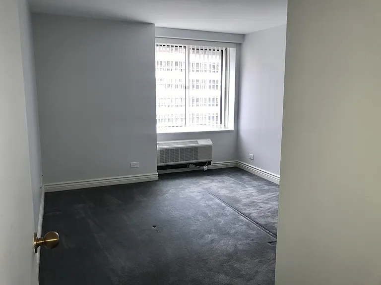 211 E Ohio St #1608 — Photo 8