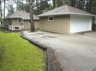N2575 Carmany Ln, Waupaca, WI 54981