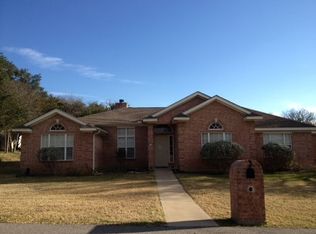 3 Cherokee Ln, Morgans Point Resort, TX 76513